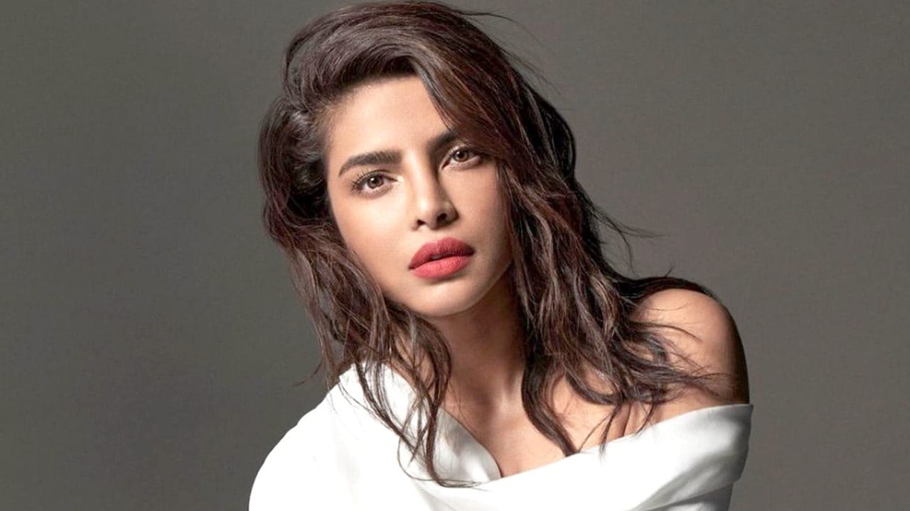 মেয়ের বিয়েতে চরম আপত্তি মধু চোপড়ার, কী এমন করেছিলেন প্রিয়াঙ্কা? মেয়ের বিয়েতে চরম আপত্তি মধু চোপড়ার, কী এমন করেছিলেন প্রিয়াঙ্কা?