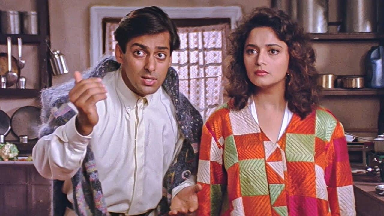 সলমনের পায়ে হাত দিতে নারাজ মাধুরী, রাতারাতি পাল্টায় কোন সিদ্ধান্ত?