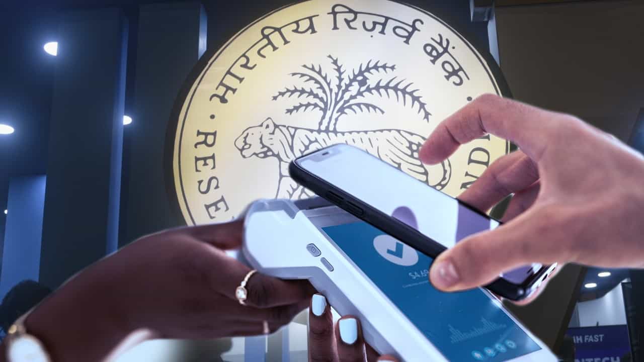 Cyber Security: বদলে যাবে ডিজিটাল পেমেন্টের সব নিয়ম? বদল ইন্টারনেট ব্যাঙ্কিংয়েও? বড় ঘোষণা করল RBI Cyber Security: বদলে যাবে ডিজিটাল পেমেন্টের সব নিয়ম? বদল ইন্টারনেট ব্যাঙ্কিংয়েও? বড় ঘোষণা করল RBI