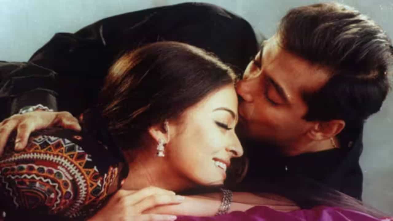 শুধু প্রেম নয়, গোপনে বিয়েও করেছিলেন সলমন-ঐশ্বর্য? মুখ খোলেন বচ্চন বধূ শুধু প্রেম নয়, গোপনে বিয়েও করেছিলেন সলমন-ঐশ্বর্য? মুখ খোলেন বচ্চন বধূ