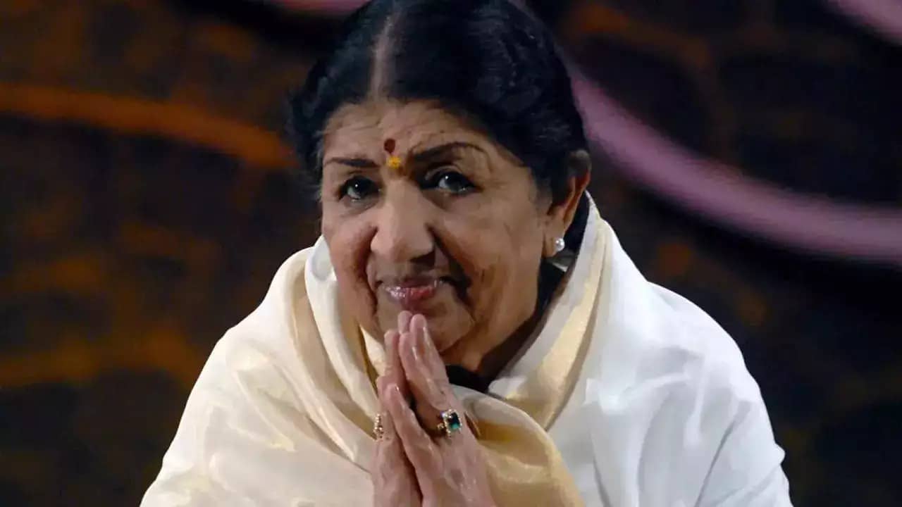 ৫ মিলিয়ান ডলার দিলেও এই কাজ করব না, কোন প্রস্তাব ফেরান লতা?