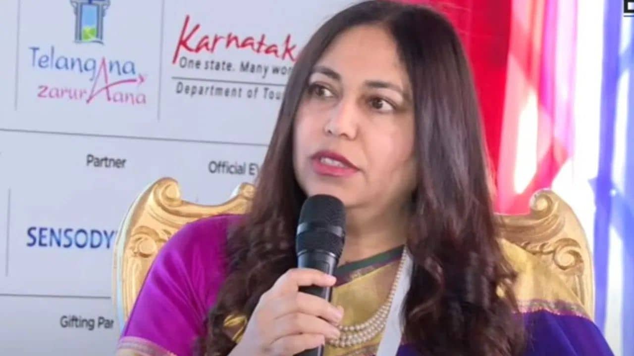 World Travel and Tourism Festival 2025: পর্যটন ব্যবসায় কতটা গুরুত্বপূর্ণ ডেস্টিনেশন ওয়েডিং? কী বলছেন বিশেষজ্ঞরা?