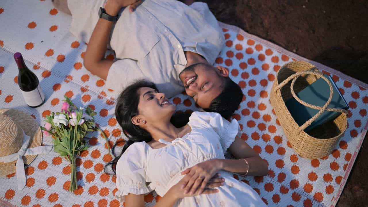 Adultery Law in India: পরপুরুষের সঙ্গে স্ত্রীয়ের প্রেম থাকলেও, তা পরকীয়া নয়! বেনজির পর্যবেক্ষণ আদালতের Adultery Law in India: পরপুরুষের সঙ্গে স্ত্রীয়ের প্রেম থাকলেও, তা পরকীয়া নয়! বেনজির পর্যবেক্ষণ আদালতের