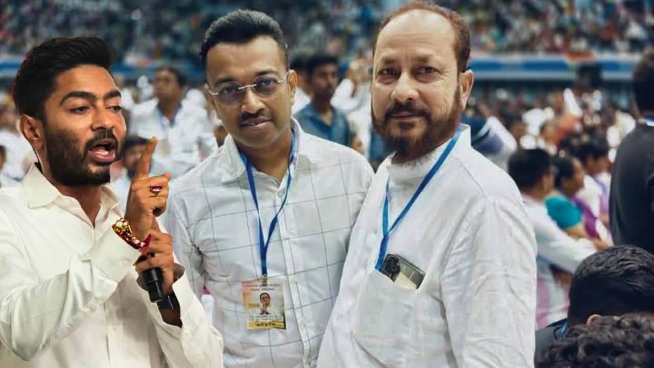 Abhishek Banerjee: মুকুলকে বিশ্বাসঘাতক কটাক্ষ অভিষেকের, মঞ্চের অদূরেই দাঁড়িয়েছিলেন পুত্র-শুভ্রাংশু, বেটা হো তো অ্যায়সা, খোঁচা কৌস্তভের