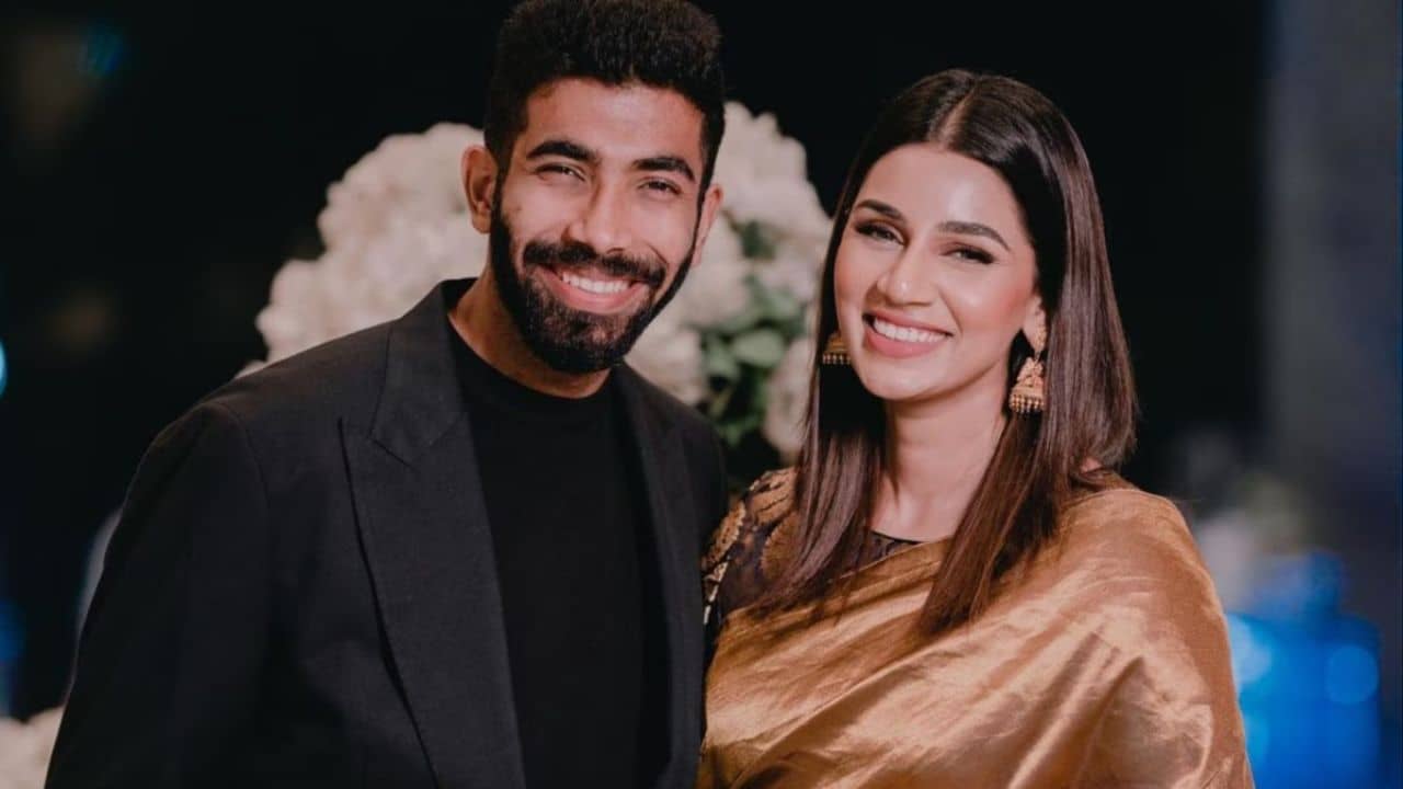 Jasprit Bumrah: তুমি তো আমার আগেই ঘুমিয়ে পড়ো... সঞ্জনার কোন প্রশ্নের এমন জবাব বুমরার?