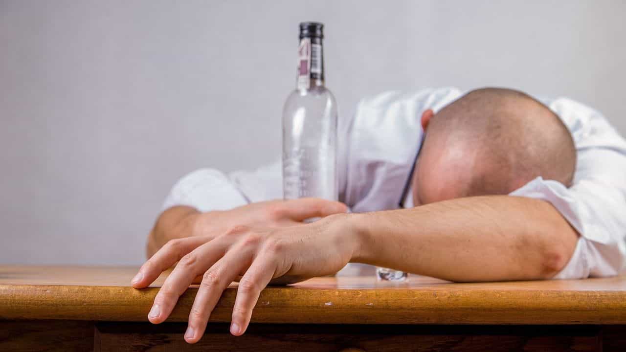 Alcohol: সুরাপ্রেমীদের জন্য দুঃখের খবর শোনাল সুপ্রিম কোর্ট Alcohol: সুরাপ্রেমীদের জন্য দুঃখের খবর শোনাল সুপ্রিম কোর্ট