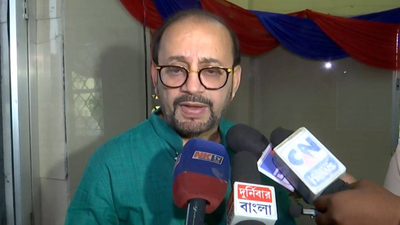 Kolkata Municipal corporation: SSKM-হাসপাতালের পুকুরে এত কাণ্ড! জানতেই মাথায় হাত অতীন ঘোষের