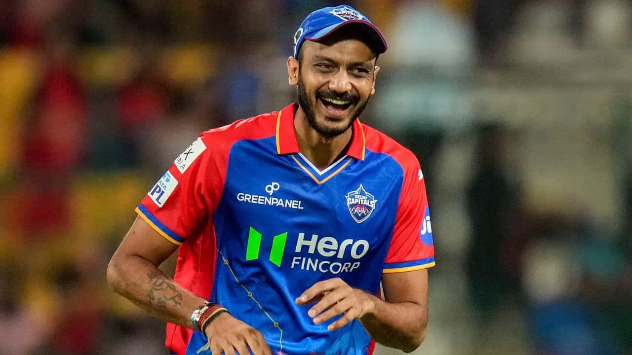 IPL 2025, Axar Patel: ক্যাপ্টেন হিসেবে অক্ষর প্যাটেল কেমন? মুখ খুললেন সতীর্থরা IPL 2025, Axar Patel: ক্যাপ্টেন হিসেবে অক্ষর প্যাটেল কেমন? মুখ খুললেন সতীর্থরা