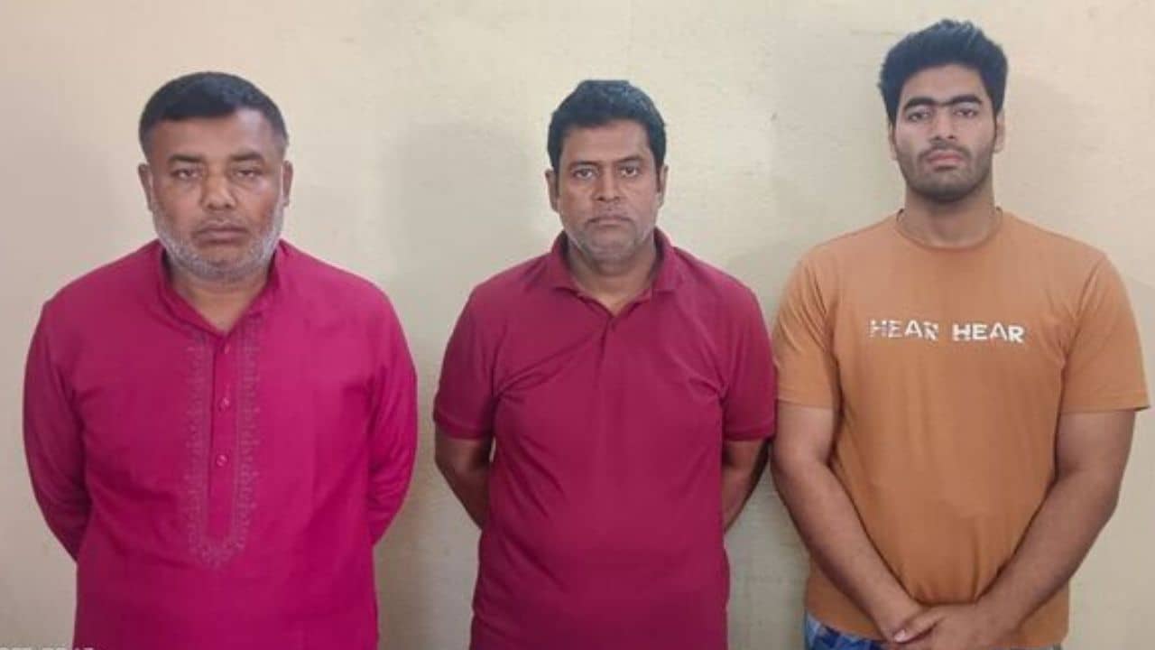 Nadia: গতিবিধি ছিল সন্দেহজনক, নদিয়ার সীমান্তবর্তী এলাকা থেকে জালে ৩ বাংলাদেশি অনুপ্রবেশকারী