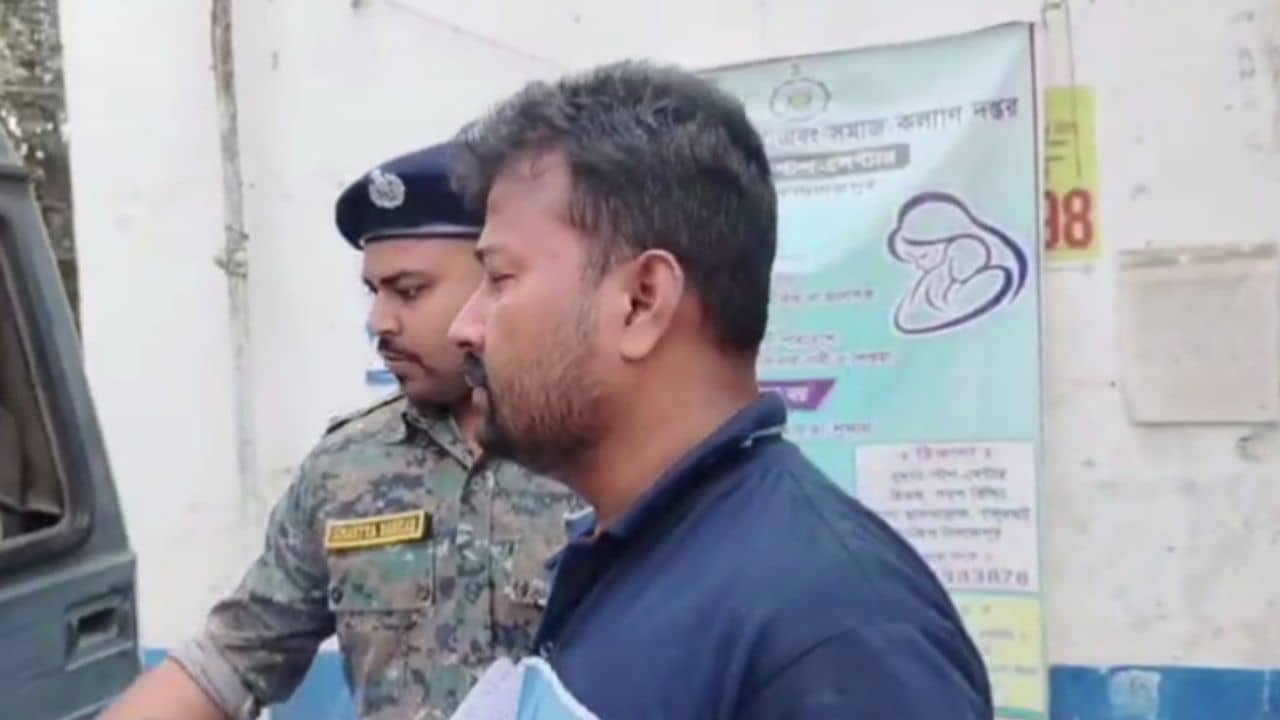 Bangsihari: হোটেলে মধুচক্র চালানোর অভিযোগ, গ্রেফতার যুবক