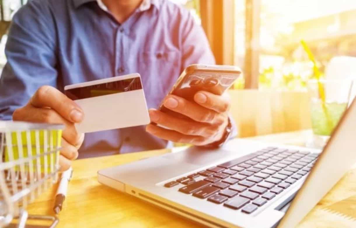 Banking Tips: এই সব কারণে চুপিসারে আপনার অ্যাকাউন্ট থেকে টাকা কেটে নেয় ব্যাঙ্ক