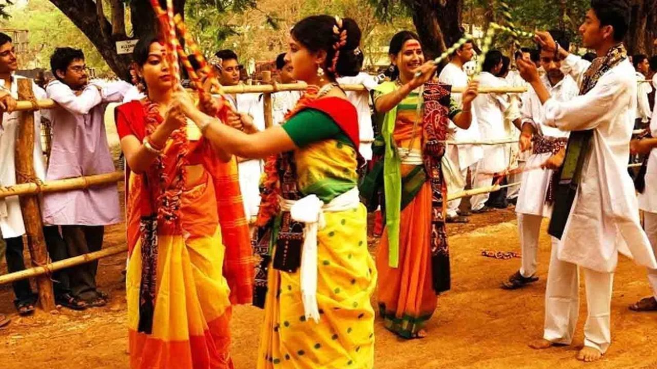Bolpur: কড়া নিষেধাজ্ঞা পর্যটকদের জন্য! শান্তিনিকেতনে এই জায়গায় হচ্ছে না বসন্ত উৎসব Bolpur: কড়া নিষেধাজ্ঞা পর্যটকদের জন্য! শান্তিনিকেতনে এই জায়গায় হচ্ছে না বসন্ত উৎসব