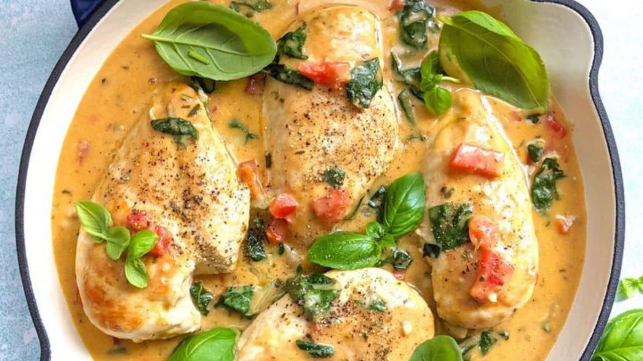 বাঙালির হেঁশেলে ইউরোপিয়ান টাচ! মাত্র ১০ মিনিটেই তৈরি করুন ইটালিয়ান চিকেন ঝোল