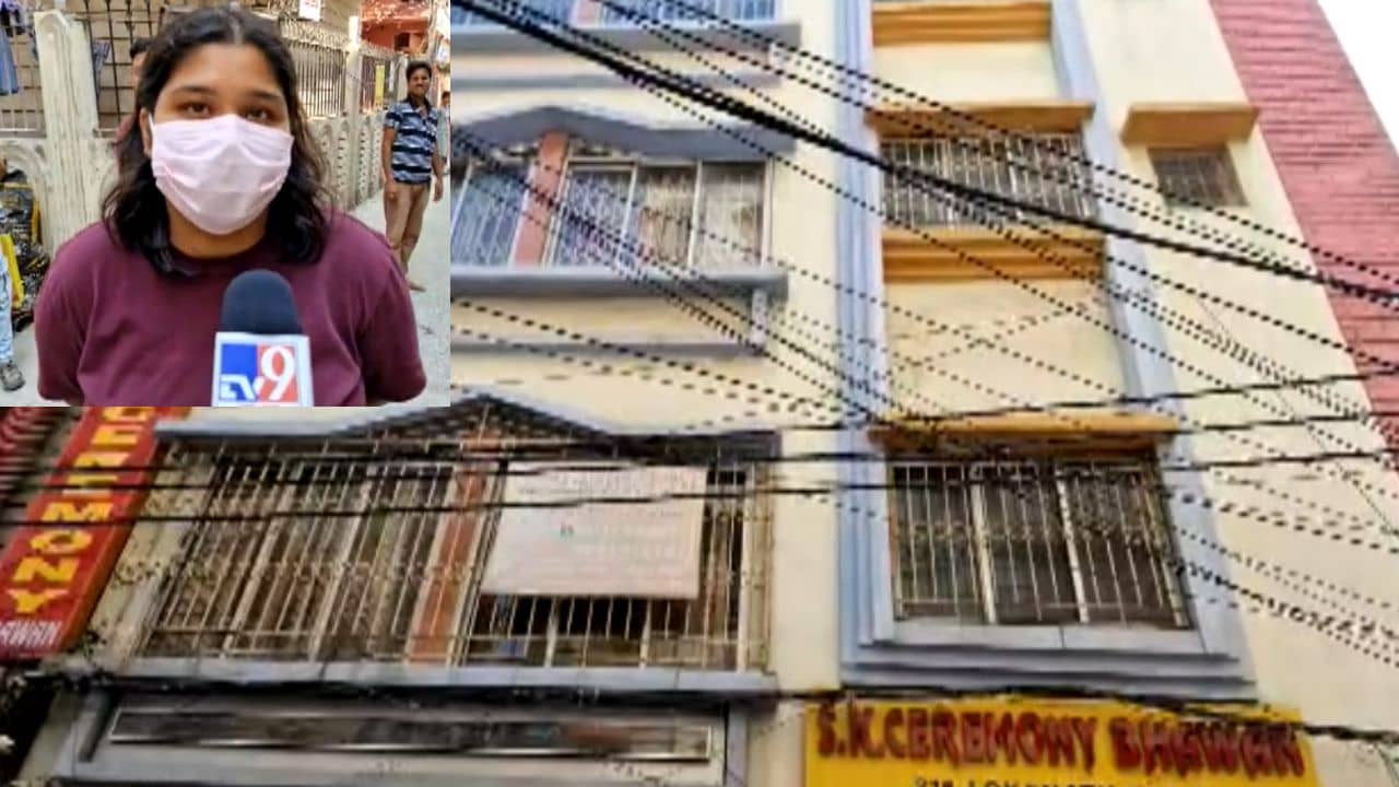 Chinar Park: চিনারপার্কে প্রোমোটারের স্ত্রীর ঘরে ঢুকলেন CISF ইন্সপেক্টর... বাইরে কেন্দ্রীয় বাহিনীর জওয়ান মোতায়েন, বদ্ধ ঘরে যা করলেন.. CCTVতে ধরা পড়ল সবটা