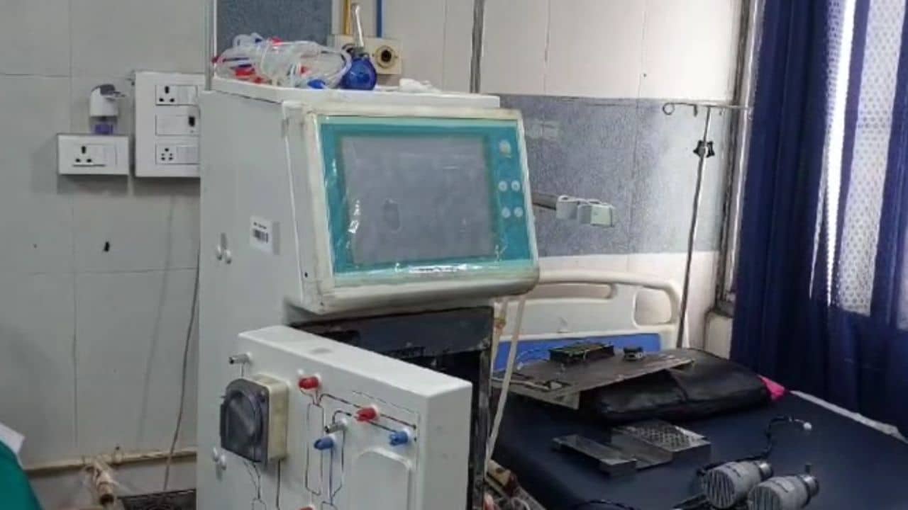Alipurduar: ডায়ালিসিস না পেয়ে মৃত্যু রোগীর! সামনে এল আলিপুরদুয়ার জেলা হাসপাতালের বিপন্নতা