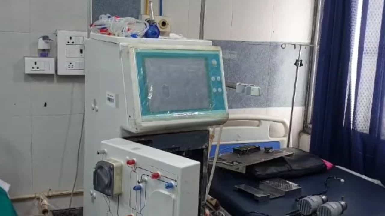 Alipurduar: ডায়ালিসিস না পেয়ে মৃত্যু রোগীর! সামনে এল আলিপুরদুয়ার জেলা হাসপাতালের বিপন্নতা Alipurduar: ডায়ালিসিস না পেয়ে মৃত্যু রোগীর! সামনে এল আলিপুরদুয়ার জেলা হাসপাতালের বিপন্নতা