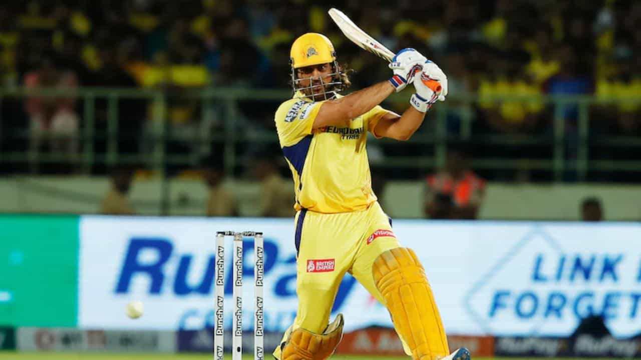 MS Dhoni: ৪৩-এও ফিটনেস তুঙ্গে, IPL-এর আগে ধোনির বড় রহস্য ফাঁস করলেন ভাজ্জি MS Dhoni: ৪৩-এও ফিটনেস তুঙ্গে, IPL-এর আগে ধোনির বড় রহস্য ফাঁস করলেন ভাজ্জি