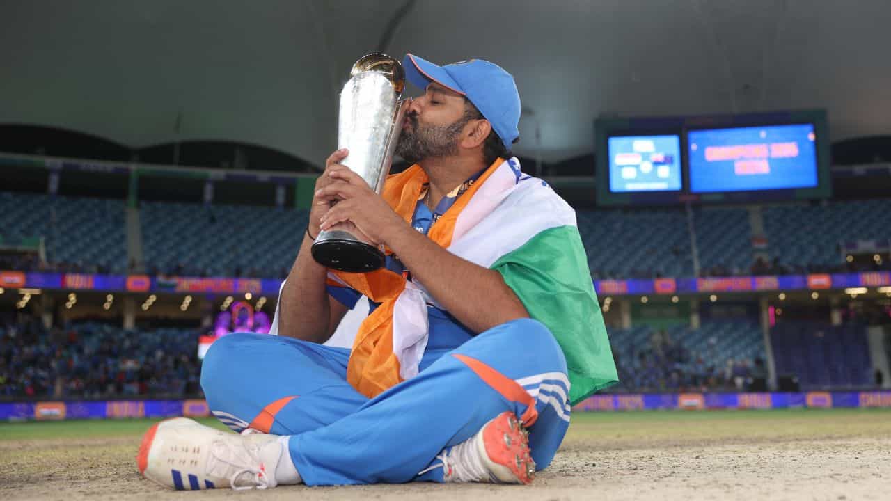 Rohit Sharma: অবশেষে বড় ঘোষণা, চ্যাম্পিয়ন হয়ে অবসর নিয়ে মুখ খুললেন রোহিত শর্মা Rohit Sharma: অবশেষে বড় ঘোষণা, চ্যাম্পিয়ন হয়ে অবসর নিয়ে মুখ খুললেন রোহিত শর্মা