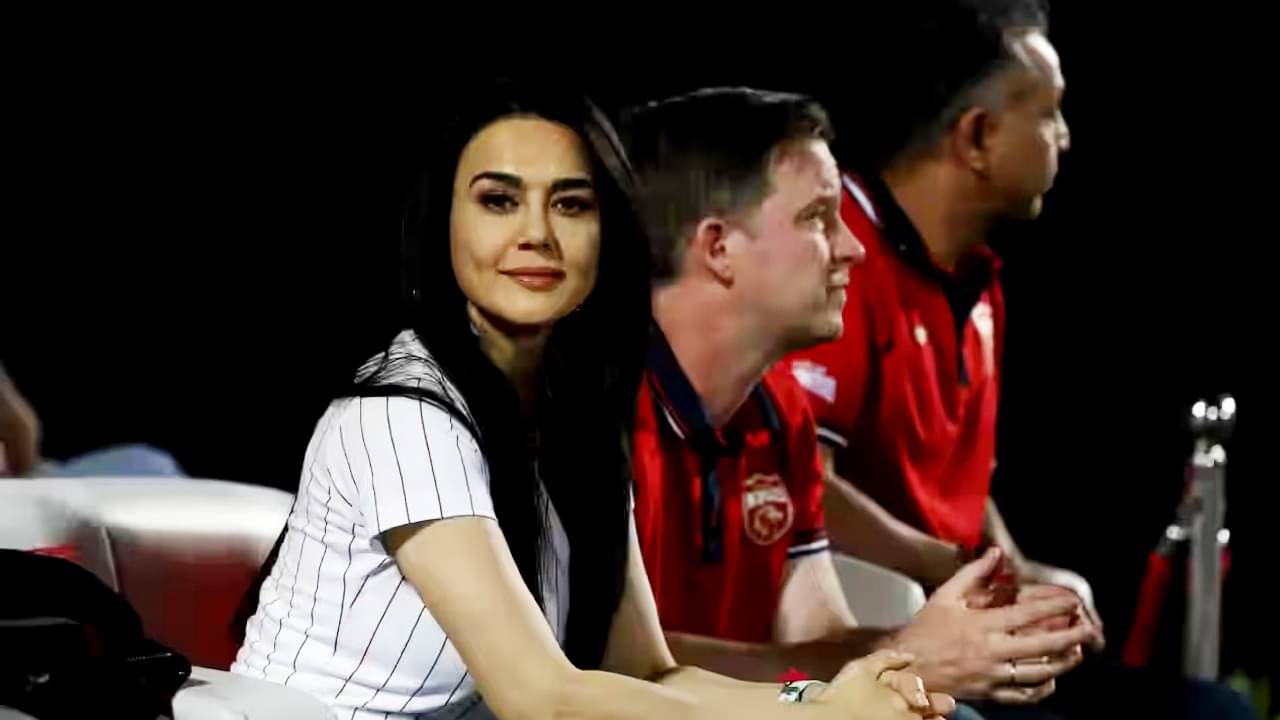 IPL 2025, Preity Zinta: প্লেয়াররা কথা রেখেছিলেন, চাহিদা মেটাতে ঘাম ছুটেছিল প্রীতি জিন্টার!