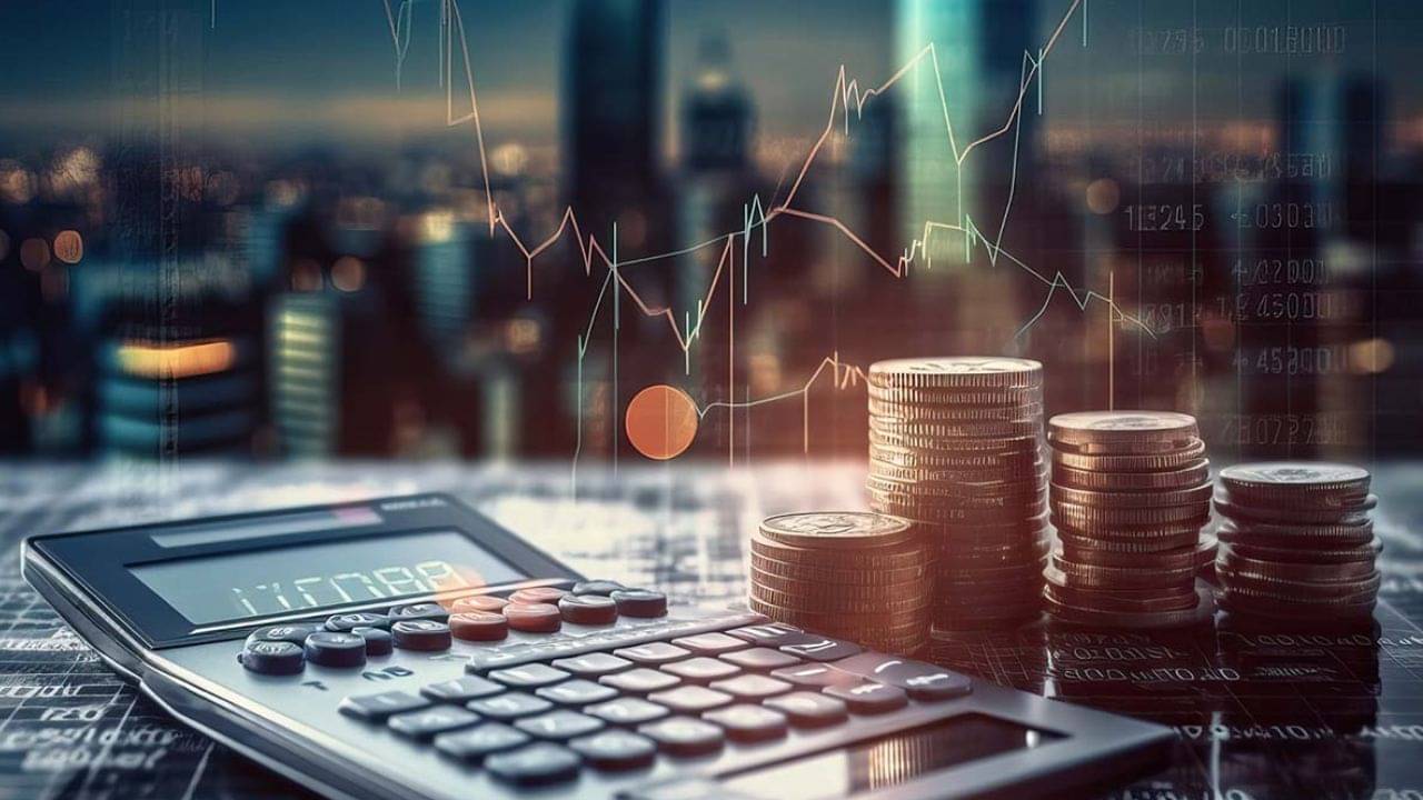 Where To Invest: ব্যাঙ্কে ৫ লক্ষ টাকাও বিপদ! বাড়তি টাকা কোথায়, কীভাবে রাখবেন, জেনে নিন