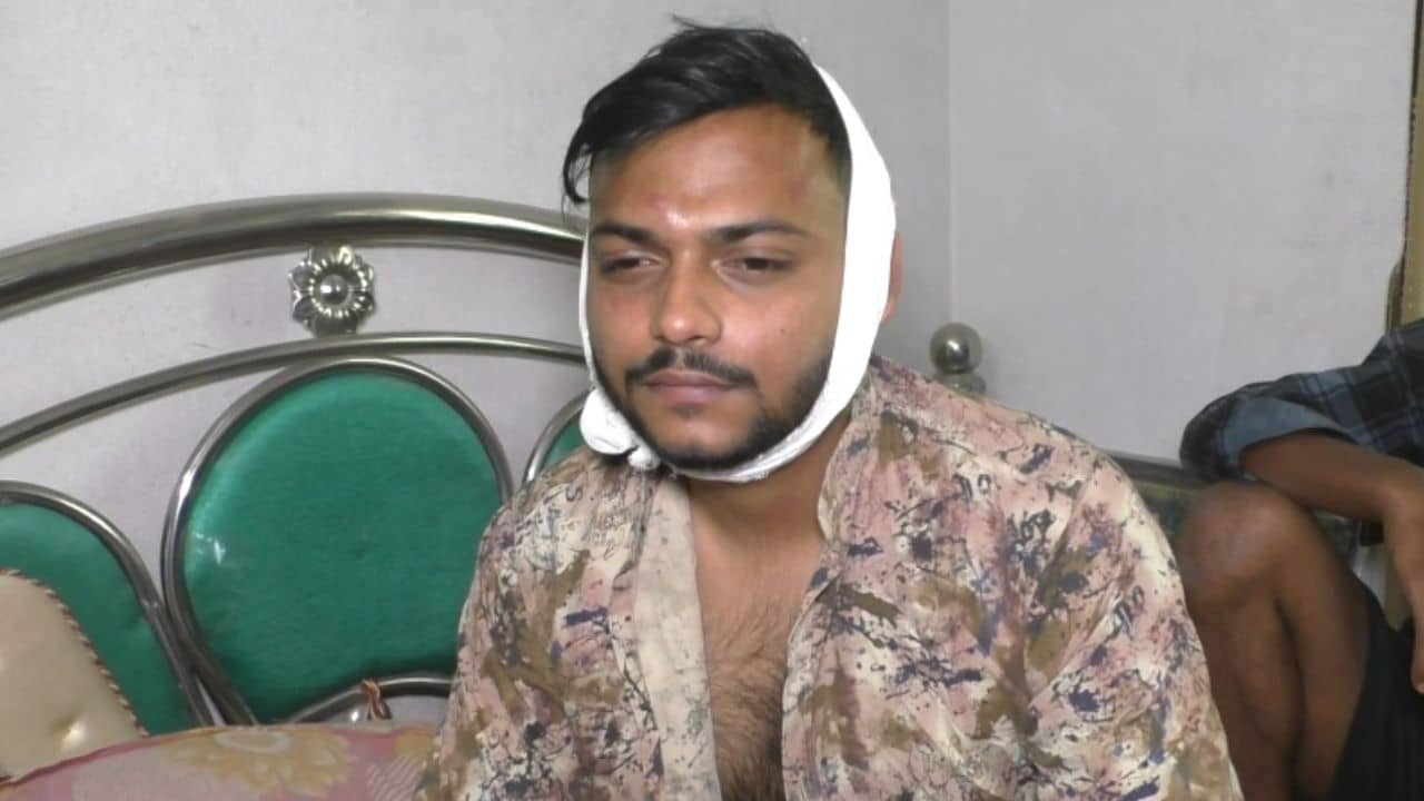 Halisahar: মদ-জুয়া-সাট্টার প্রতিবাদ, যুবককে বন্দুকের বাঁট মেরে মাথা ফাটানোর অভিযোগ