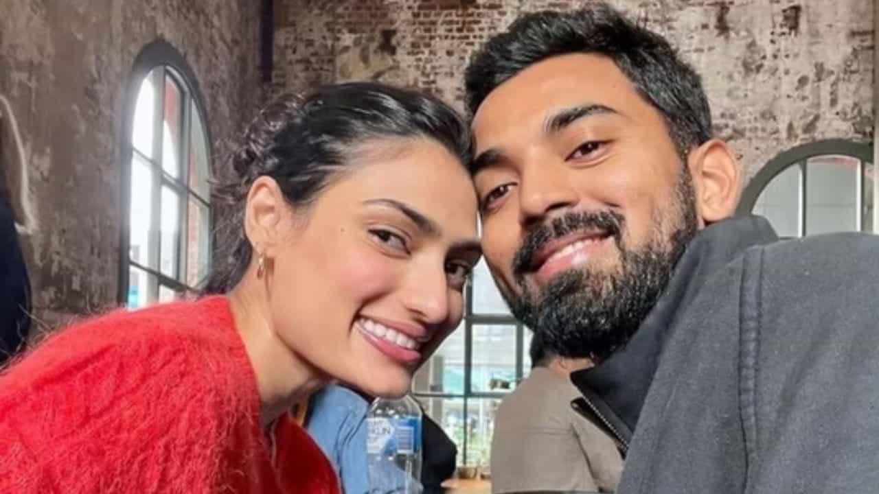 বাবা হলেন রাহুল, আথিয়ার কোল জুড়ে ছেলে এল না মেয়ে?