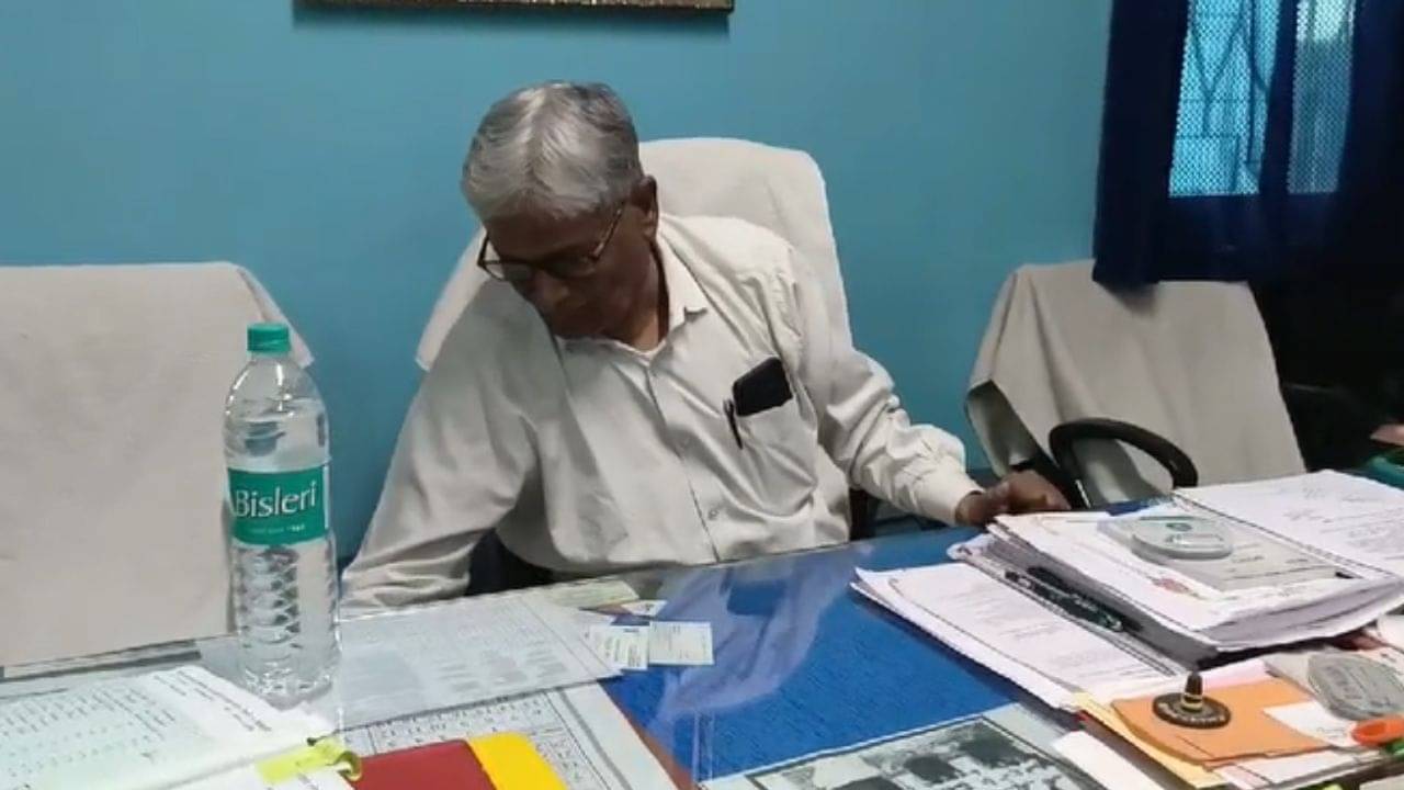 Katwa:  তৃণমূলেরই চেয়ারম্যানের বিরুদ্ধে অনাস্থা দলেরই ১১ জন কাউন্সিলর