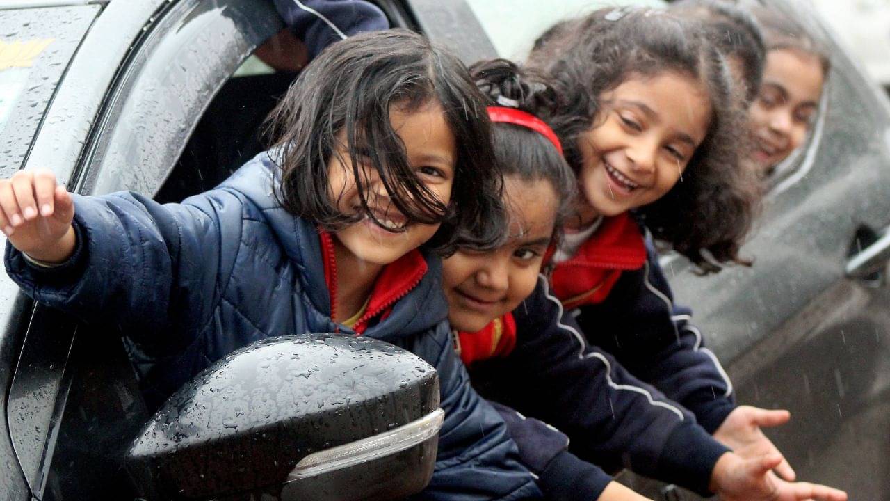 ৩০,০০০ টাকা বেতন পেলেও কিনতে পারেন এই সব গাড়ি, কত হবে EMI