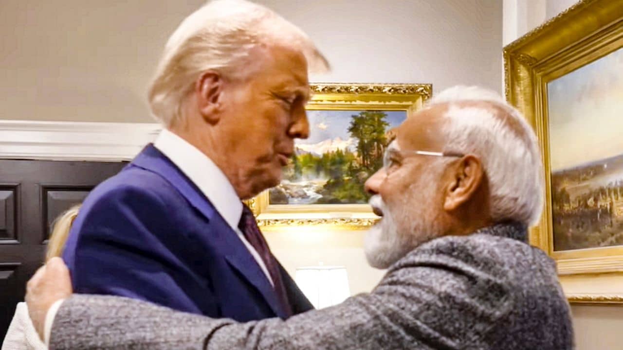 Donald Trump-US Tariff: বন্ধু ভারতের জন্য আরও ছাড়? ডেডলাইনের খাঁড়ার আগেই ৩ দেশের সঙ্গে আলোচনায় ট্রাম্প