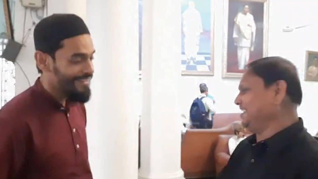 Naushad-Humayun: রমজান মেলালেন নওশাদ-হুমায়ুনকে, আর তাতেই পারদ চড়ল জল্পনার