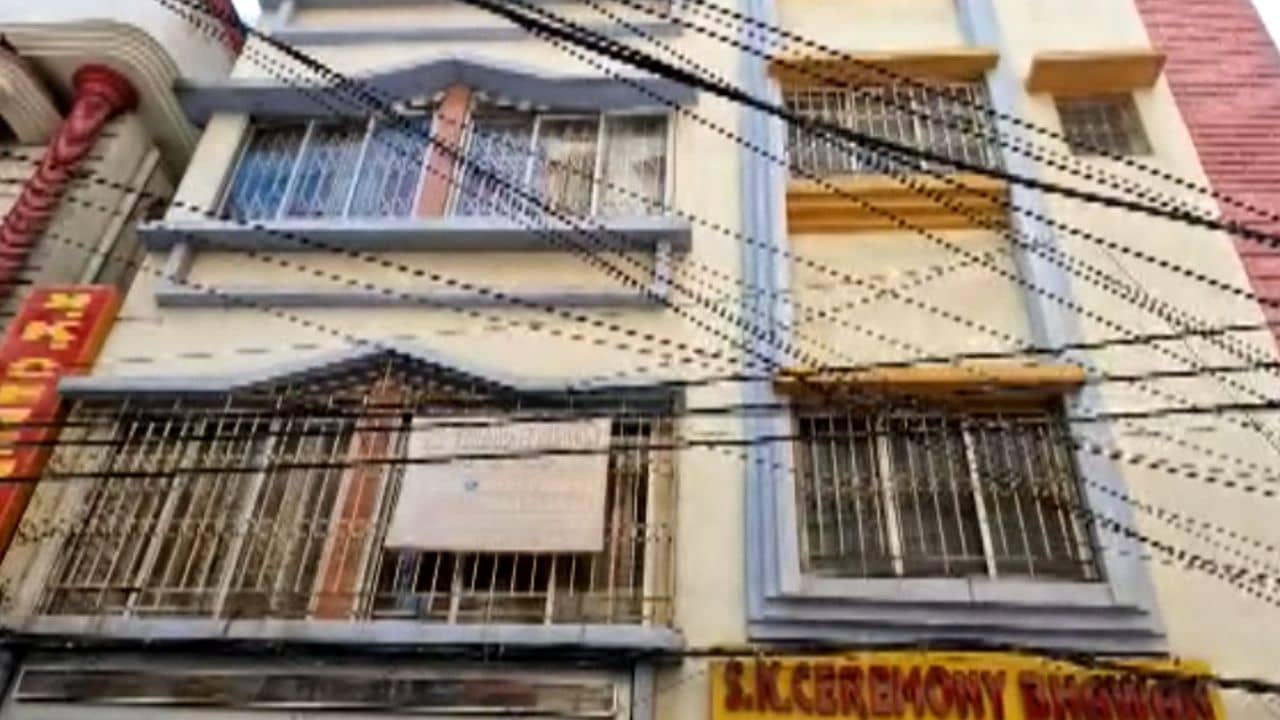 Chinar Park: শাশুড়ির জন্যই সর্বনাশ হয়েছিল আরতির! তাই বাড়ির বউই কি না... চিনার পার্ক-কাণ্ডে চাঞ্চল্য়কর আপডেট