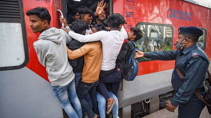 Railway: বাস, গাড়ি নয়, আস্ত ট্রেন বুক করে নিয়ে যেতে পারেন বরযাত্রী, জানেন কত টাকা লাগে, কীভাবে বুক করা সম্ভব