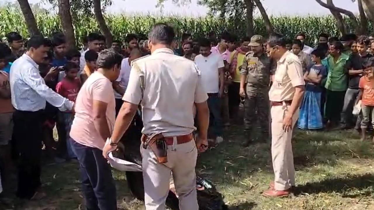 Murder: করণদিঘিতে মহিলার গলাকাটা দেহ উদ্ধার! পরিচয় ঘিরে ধন্দ, তদন্তে পুলিশ