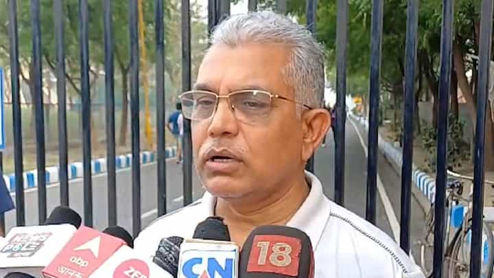 Dilip Ghosh News: 'মুসলমানদের পিছনে দৌড়নোর দরকার নেই', মন্তব্য দিলীপের Dilip Ghosh News: 'মুসলমানদের পিছনে দৌড়নোর দরকার নেই', মন্তব্য দিলীপের