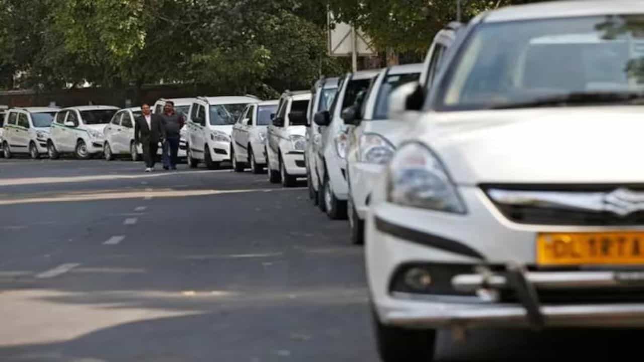 No AC Campaign: সোমবার থেকে ওলা-উবারে চলবে না এসি, বড় সিদ্ধান্ত চালকদের No AC Campaign: সোমবার থেকে ওলা-উবারে চলবে না এসি, বড় সিদ্ধান্ত চালকদের