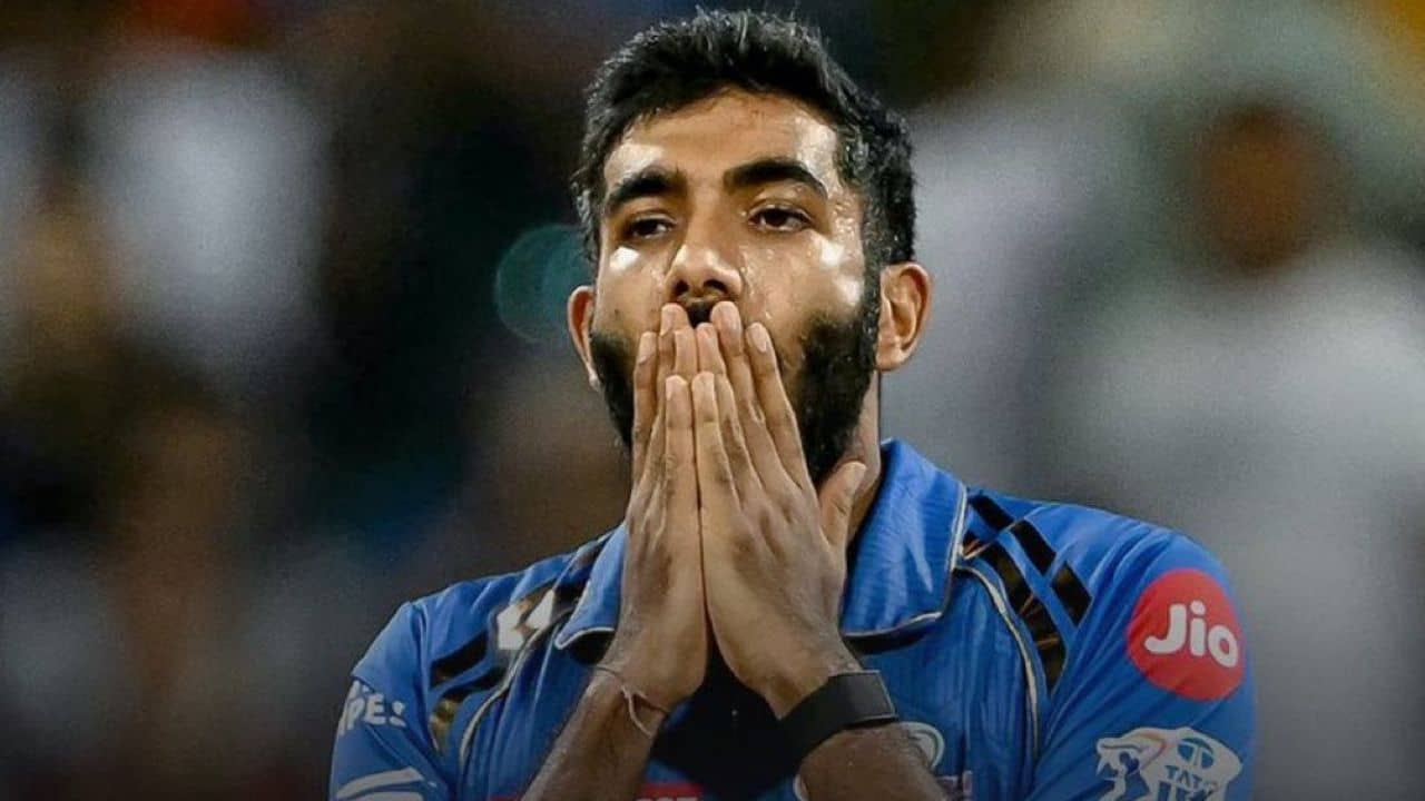 Jasprit Bumrah: ওর না থাকা বড় চ্যালেঞ্জ, IPL শুরুর আগে বুমরাকে নিয়ে বিরাট আপডেট MI কোচের