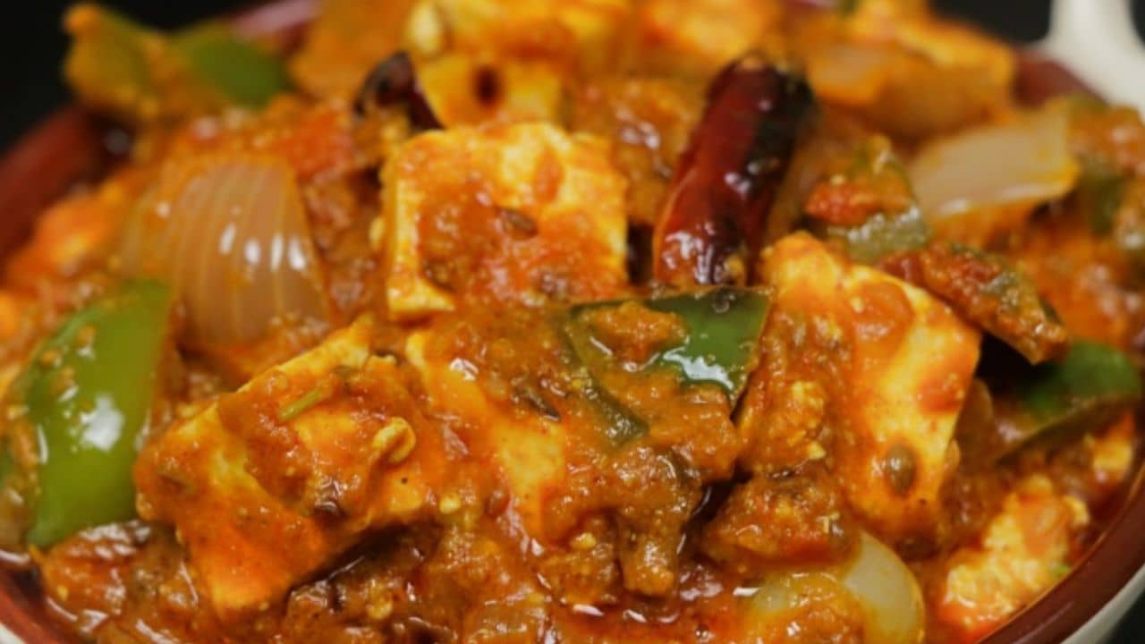 এভাবে রান্না করুন পনির, খাবার টেবিলে হইচই পড়ে যাবে