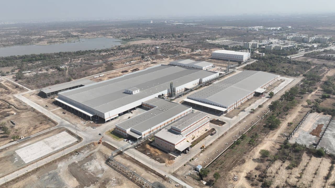 Patanjali Plant: গাছ থেকে পেড়ে আনা ফলের স্বাদ পাবেন প্যাকেটে, বড় চমক পতঞ্জলীর