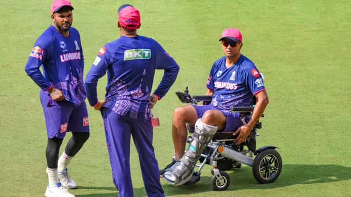 Rahul Dravid, IPL 2025, SRH vs RR: ফ্র্যাঞ্চাইজি 'বিশ্বকাপ' ট্রফিও আসবে? অপেক্ষায় দ্য ওয়াল Rahul Dravid, IPL 2025, SRH vs RR: ফ্র্যাঞ্চাইজি 'বিশ্বকাপ' ট্রফিও আসবে? অপেক্ষায় দ্য ওয়াল