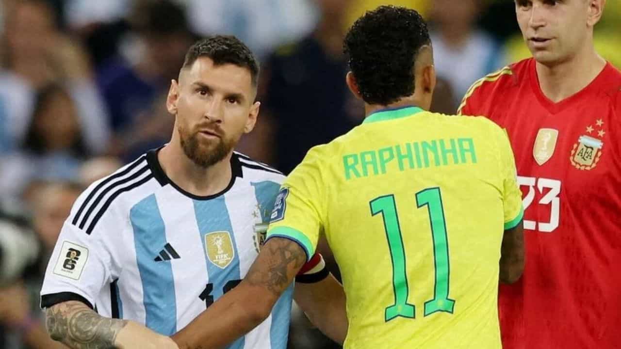 Raphinha: 'এত সাহস?' মেগা ম্যাচের আগে আর্জেন্টিনাকে অসম্মান ব্রাজিলের রাফিনহার! Raphinha: 'এত সাহস?' মেগা ম্যাচের আগে আর্জেন্টিনাকে অসম্মান ব্রাজিলের রাফিনহার!