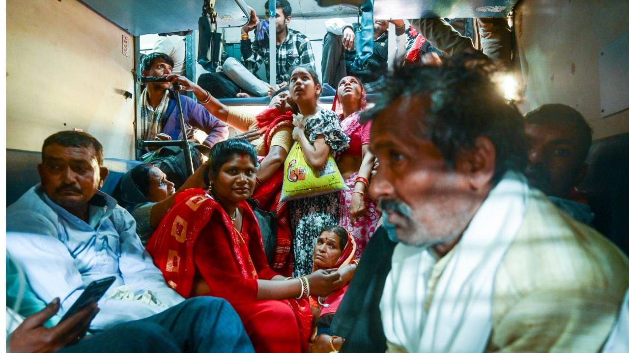 Railway: আপনার সন্তানের ঠিক কত বছর বয়স হলে টিকিট লাগবে? কত বছরে হাফ টিকিট