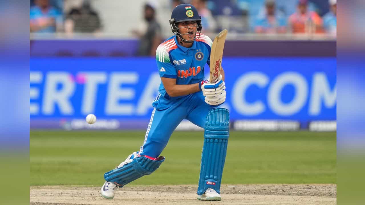 Shubman Gill: 'সচিন-বিরাটদের' জিনিয়াস ব্যাটে শুরুটা ভালো হল না প্রিন্স শুভমন গিলের Shubman Gill: 'সচিন-বিরাটদের' জিনিয়াস ব্যাটে শুরুটা ভালো হল না প্রিন্স শুভমন গিলের