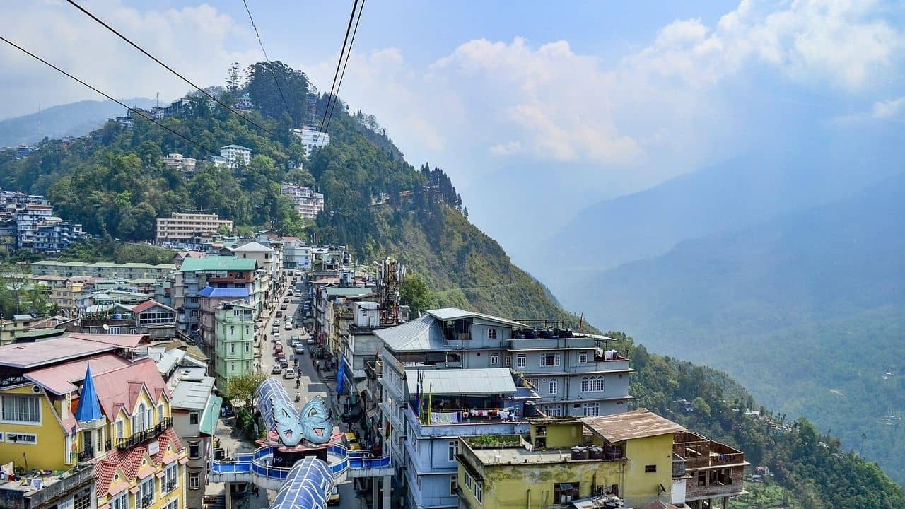 Sikkim: সিকিমে ঘুরতে গেলেই এবার লাগবে এন্ট্রি ফি, কত টাকা জানুন...