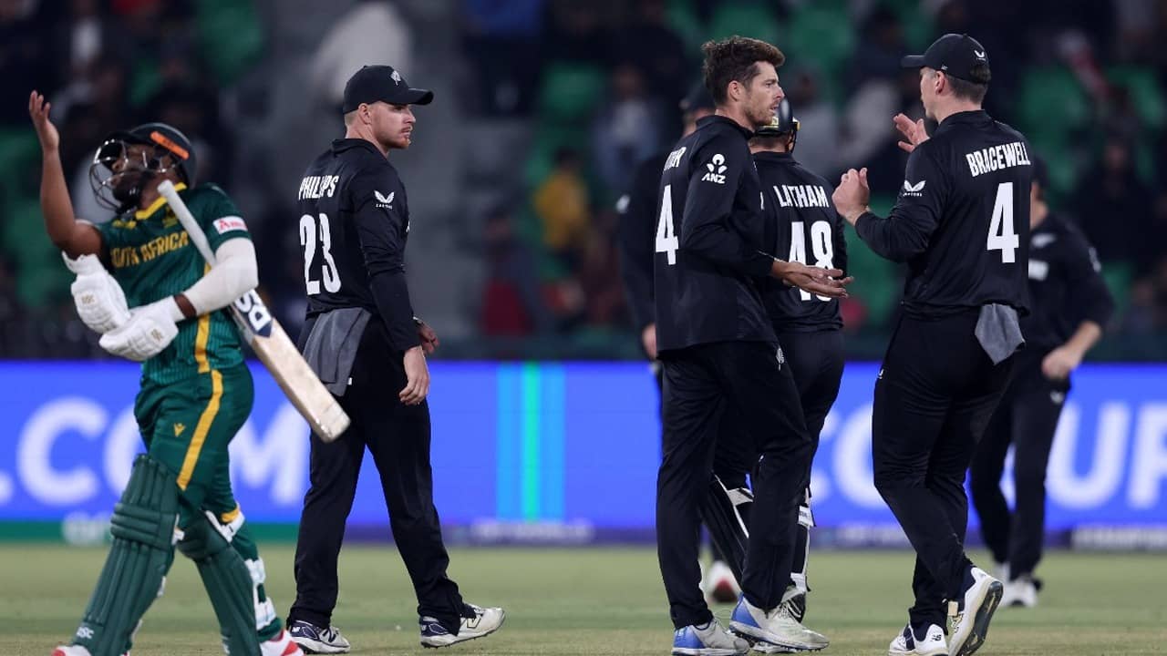 SA vs NZ Semi-Final Match Report: টসেই ম্যাচ জয়! চ্যাম্পিয়ন্স ট্রফির ফাইনালে ভারতের সামনে কিউয়িরা