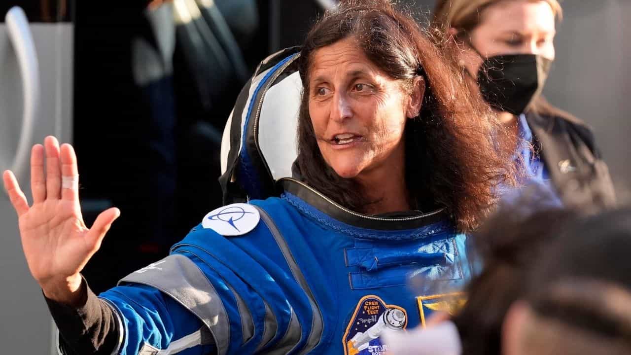 Sunita Williams Return to Earth: সফট ল্যান্ডিং নয়, পৃথিবীর এই স্থানেই আছড়ে পড়বেন সুনীতা উইলিয়ামস, ঠিক থাকবেন তো? Sunita Williams Return to Earth: সফট ল্যান্ডিং নয়, পৃথিবীর এই স্থানেই আছড়ে পড়বেন সুনীতা উইলিয়ামস, ঠিক থাকবেন তো?