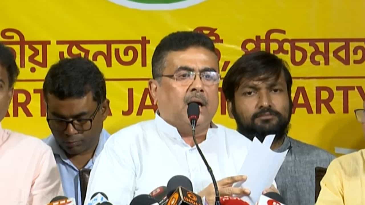 Suvendu Adhikari: ওবিসি মামলায় সুপ্রিম কোর্ট-কে ভুল বোঝাচ্ছে রাজ্য? এবার পাল্টা হাইকোর্টে মামলার হুঁশিয়ারি শুভেন্দুর Suvendu Adhikari: ওবিসি মামলায় সুপ্রিম কোর্ট-কে ভুল বোঝাচ্ছে রাজ্য? এবার পাল্টা হাইকোর্টে মামলার হুঁশিয়ারি শুভেন্দুর