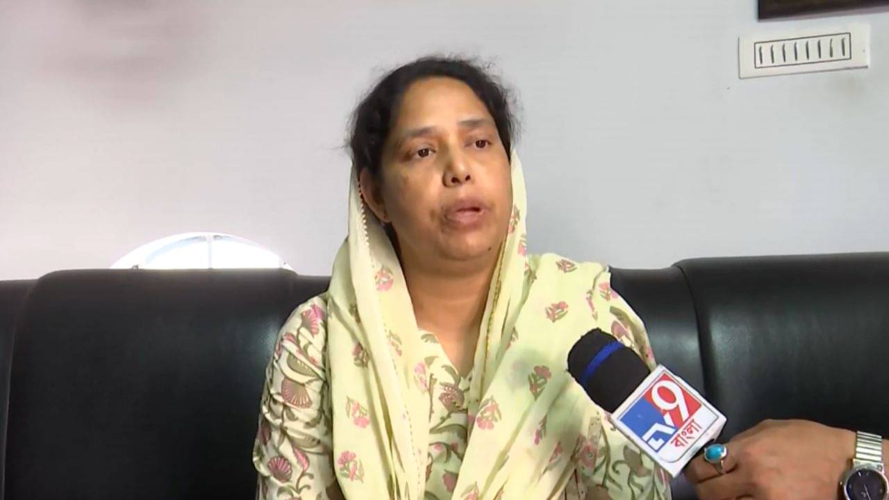 Mothabari: মোথাবাড়িতে জমায়েতের পিছনে কারা? কংগ্রেস, সিপিএম-কে নিশানা সাবিনার