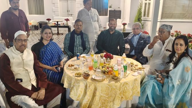 ইউসুফের ইফতার পার্টি থেকেই বিরোধী ঐক্যের বার্তা তৃণমূলের?