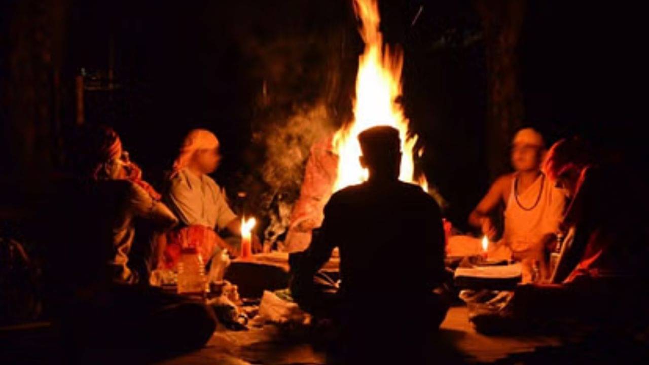 Gujrat: মাত্র ৫ বছরের ফুটফুটে মেয়ে, তন্ত্র সাধনার নামে তাঁকেই তুলে নিয়ে গিয়ে...