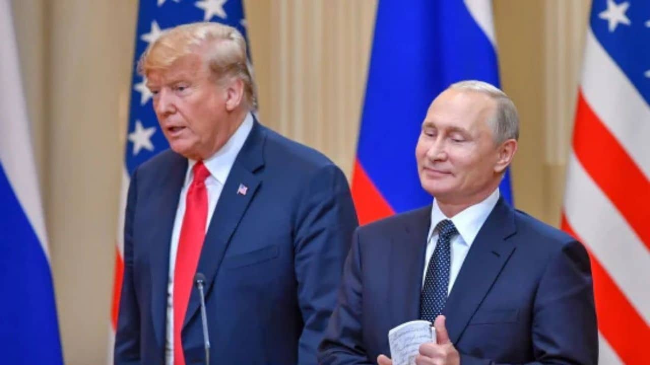 Trump-Putin: ২ ঘণ্টা ধরে পুতিনের সঙ্গে ফোনে কথা ট্রাম্পের, এবার কি আসবে যুদ্ধ থামার খবর!
